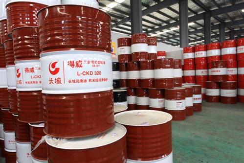 变压器油选购指南 福州长城与粤美润滑油的性能与应用